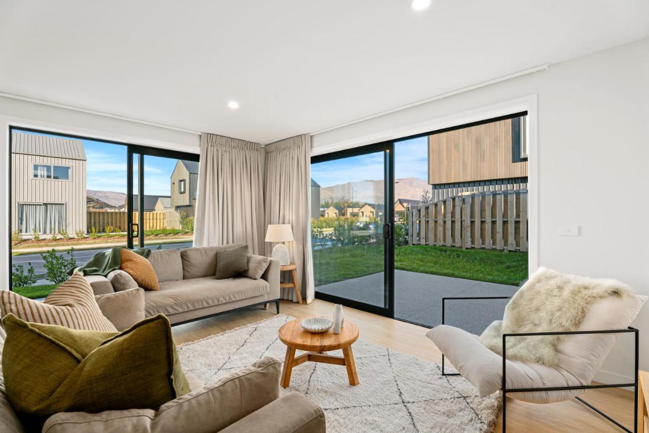 Wanaka Wonder - Wanaka Holiday Home Exterior foto